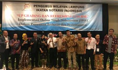 "UP GRADING DAN REFRESHING COURSE" Implementasi Online Single Submission (OSS) dalam Peseroan Terbatas dan Perizinannya yang di laksanakan Pengurus Wilayah Lampung Ikatan Notaris Indonesia